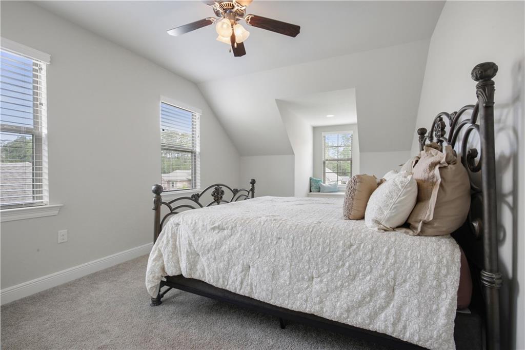 752 PERRILLOUX Trace