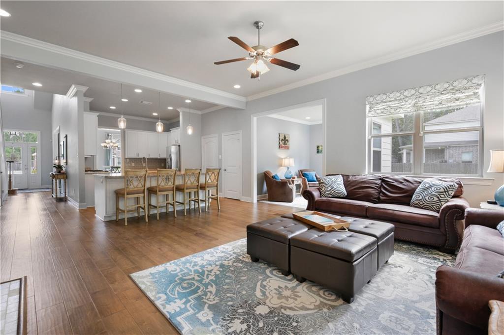 752 PERRILLOUX Trace