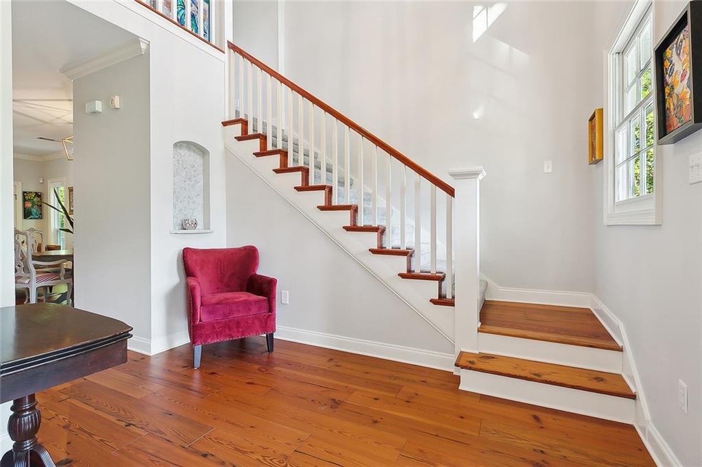 2332 LIVINGSTON Street