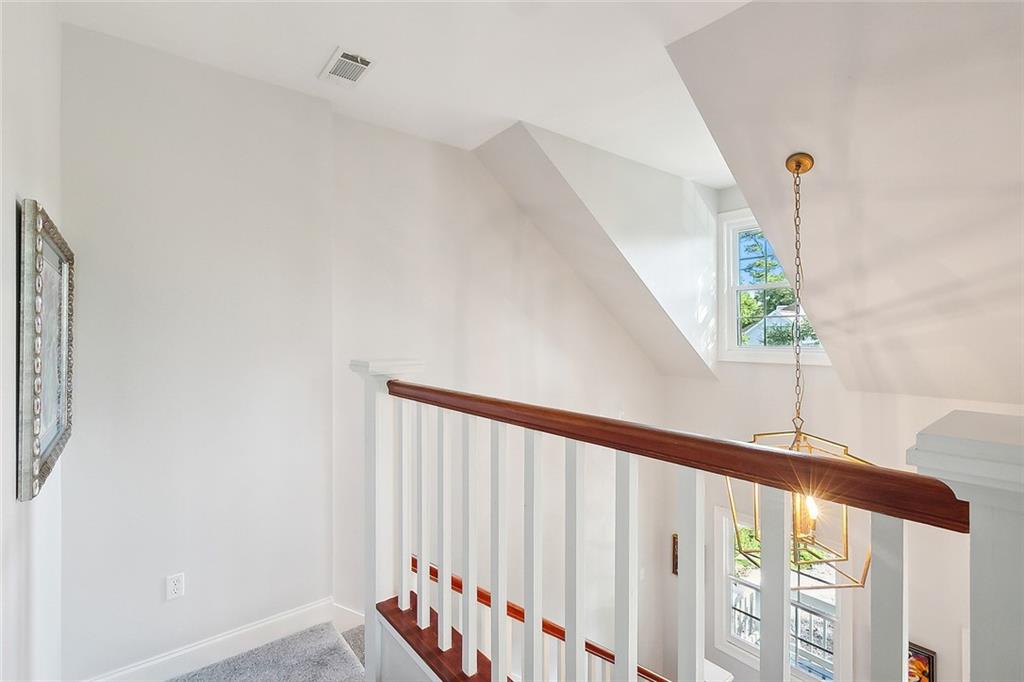 2332 LIVINGSTON Street