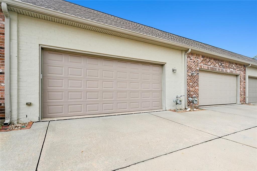 815 AUTUMN Place