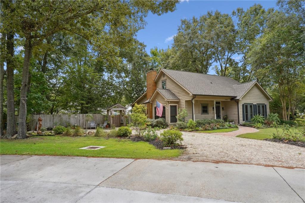 151 LIVE OAK Street