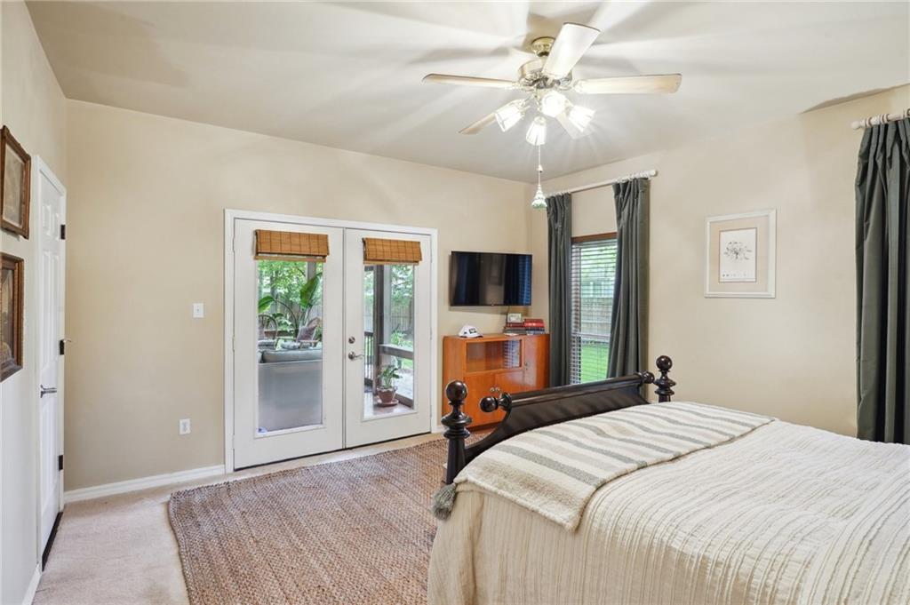 151 LIVE OAK Street