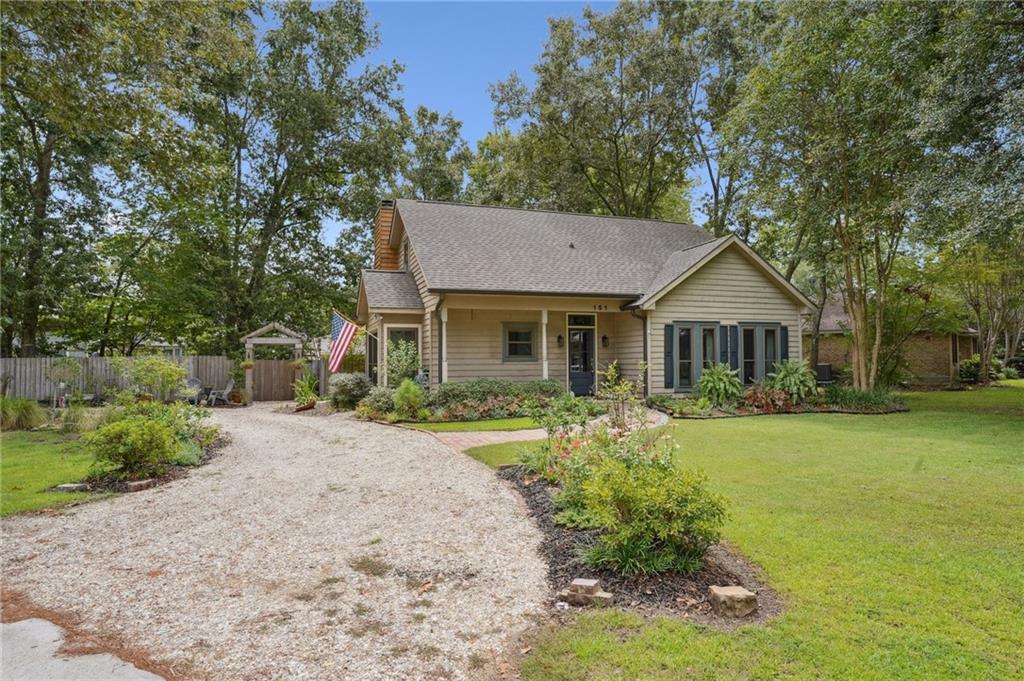 151 LIVE OAK Street