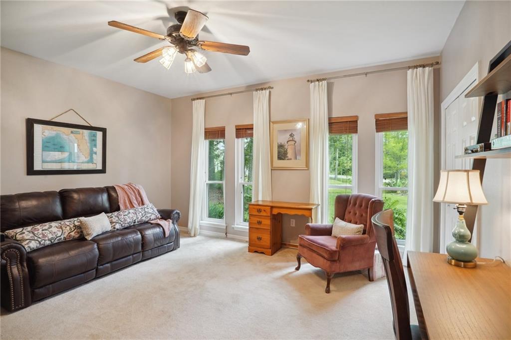 151 LIVE OAK Street