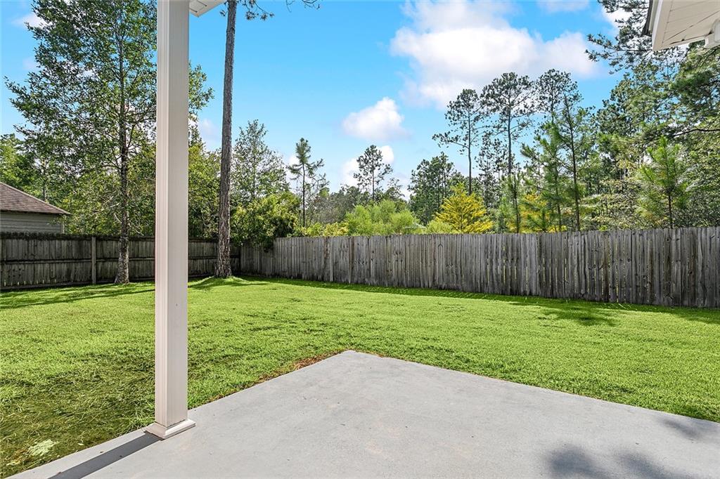 205 TREETOP Court
