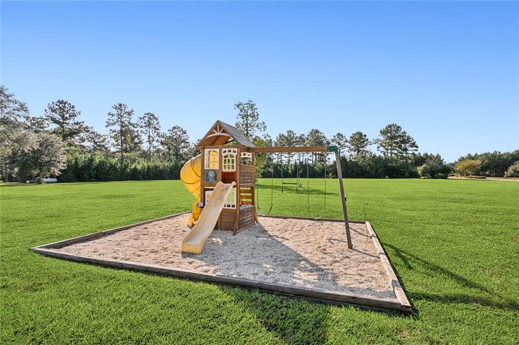 75024 EMERYWOOD Drive