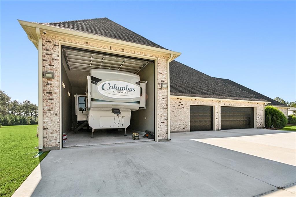 75024 EMERYWOOD Drive