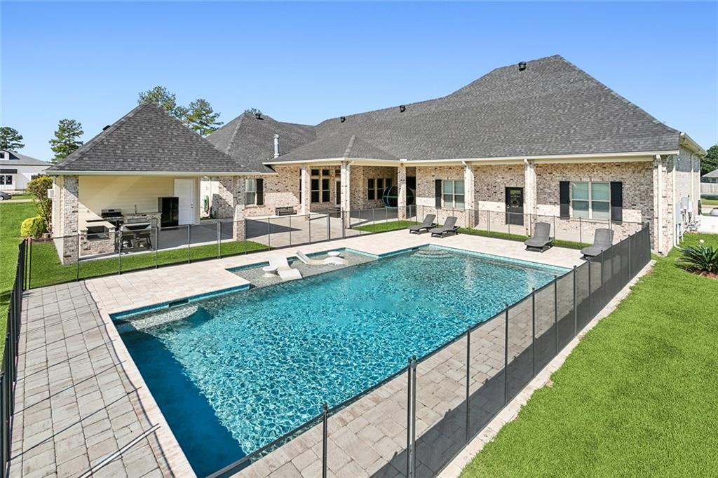 75024 EMERYWOOD Drive