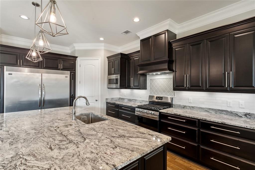 75024 EMERYWOOD Drive