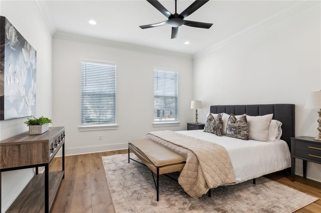 1005 RIDGEWOOD Drive