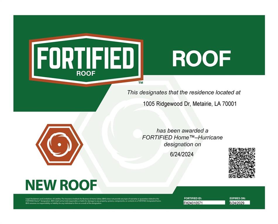 1005 RIDGEWOOD Drive