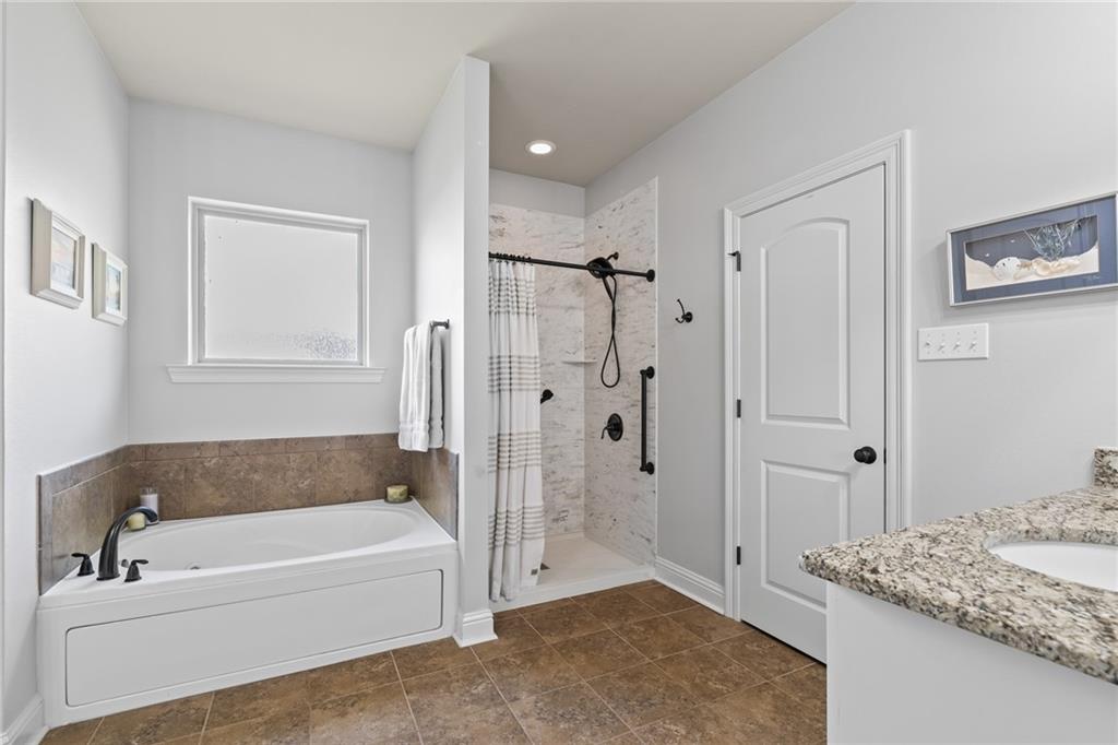 20243 KINGLAND Drive