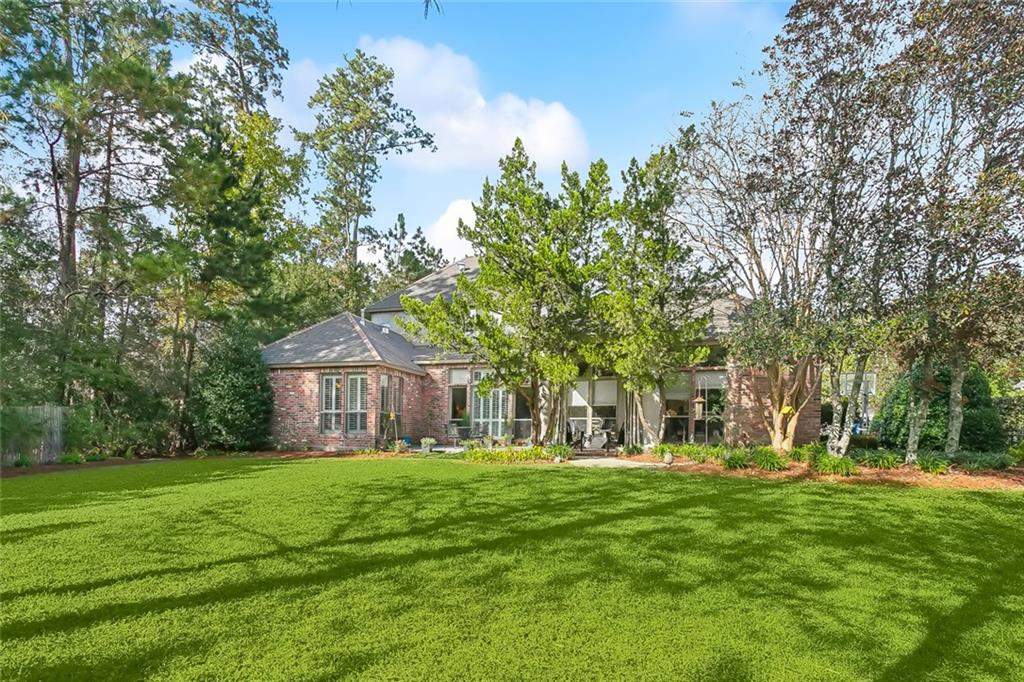 508 UPTON GREY Court