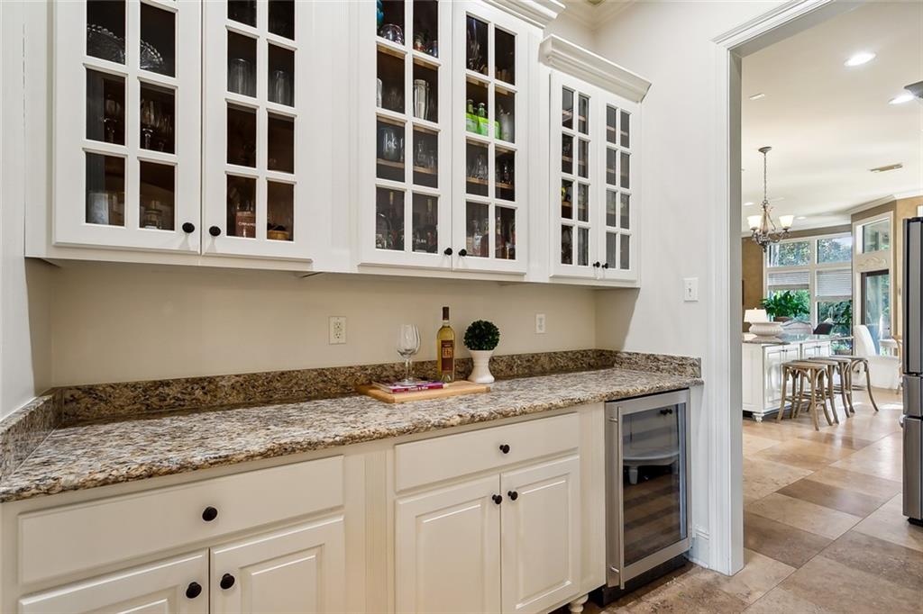 508 UPTON GREY Court