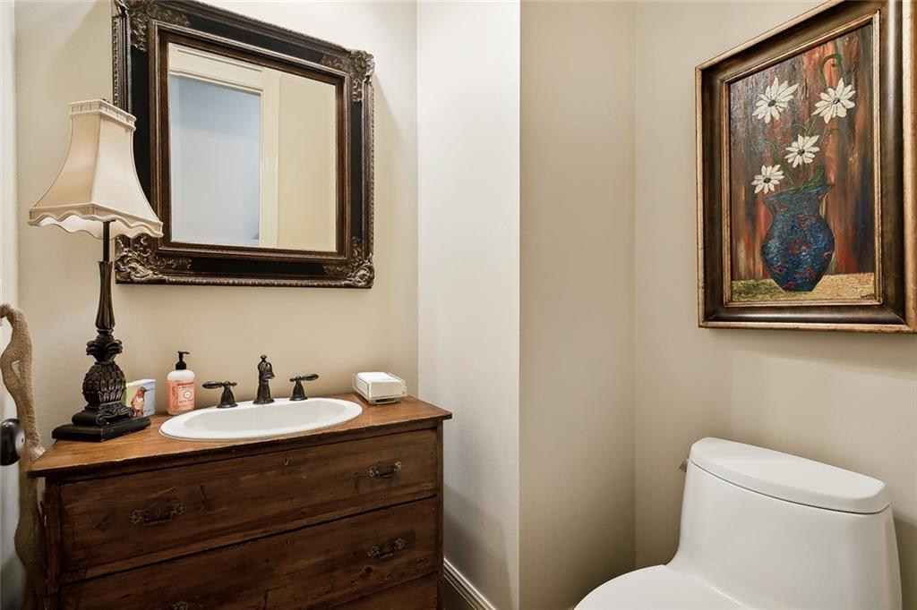 508 UPTON GREY Court