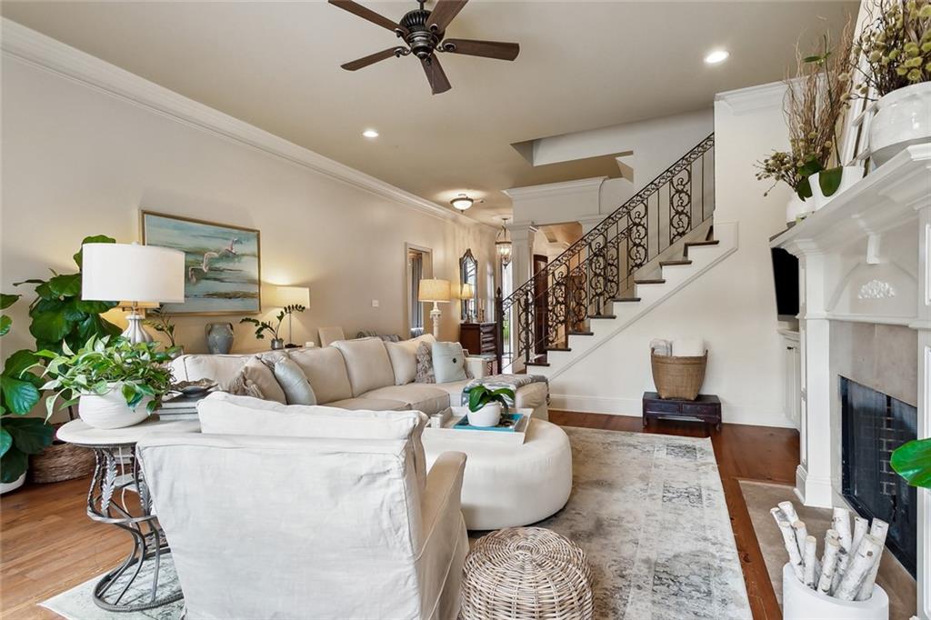 508 UPTON GREY Court