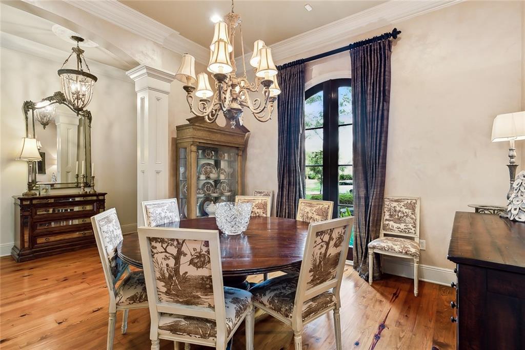 508 UPTON GREY Court