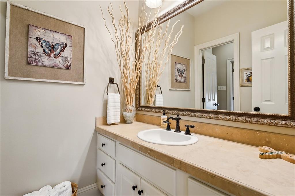 508 UPTON GREY Court