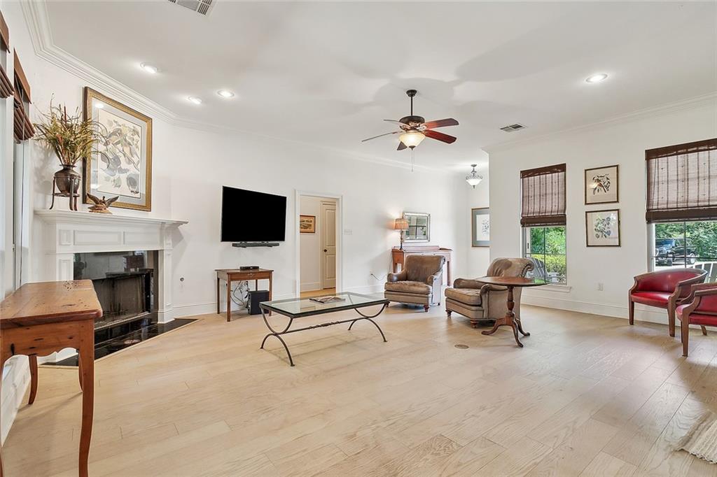 213 MALLARD GLEN Drive