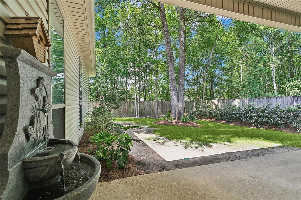 213 MALLARD GLEN Drive