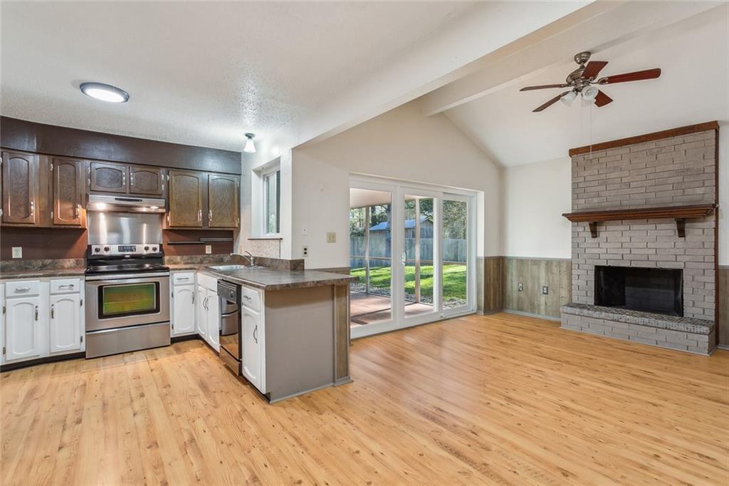 505 LAUREL OAK Drive
