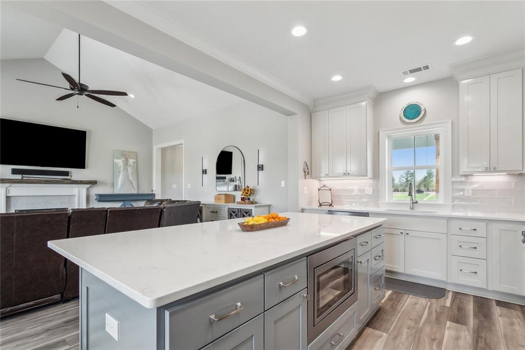 11612 WILLIE GARRETT Road