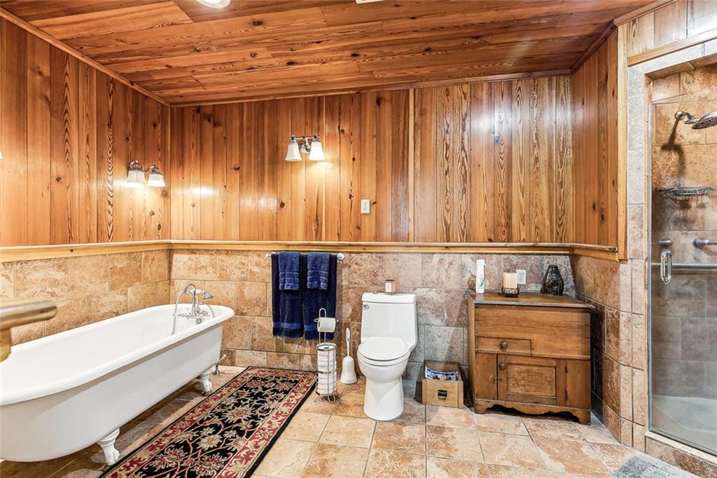 189 E HIGHWAY 22 Highway