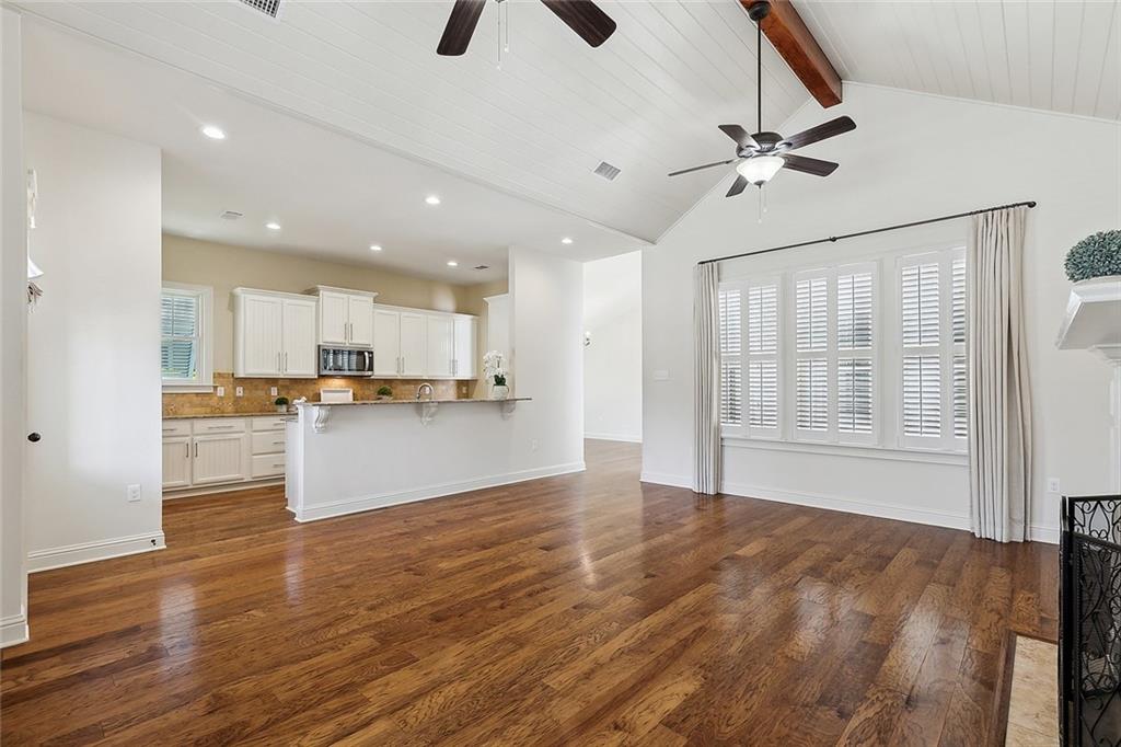 993 BEAUREGARD Parkway