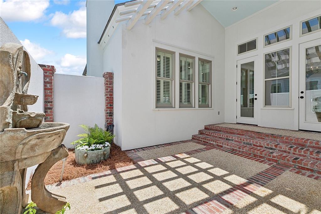 993 BEAUREGARD Parkway