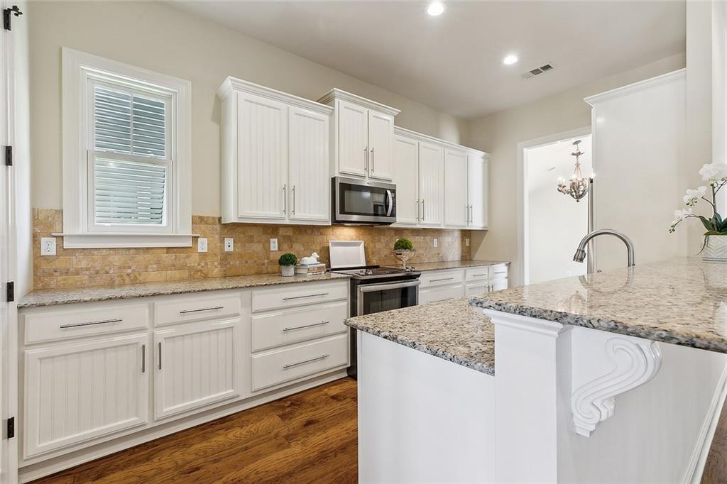 993 BEAUREGARD Parkway