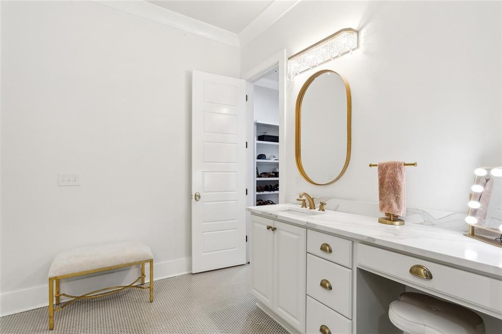 79376 MONEY HILL Parkway