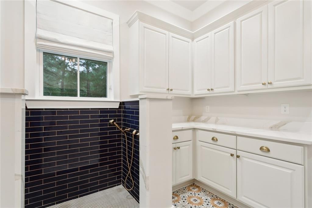 79376 MONEY HILL Parkway