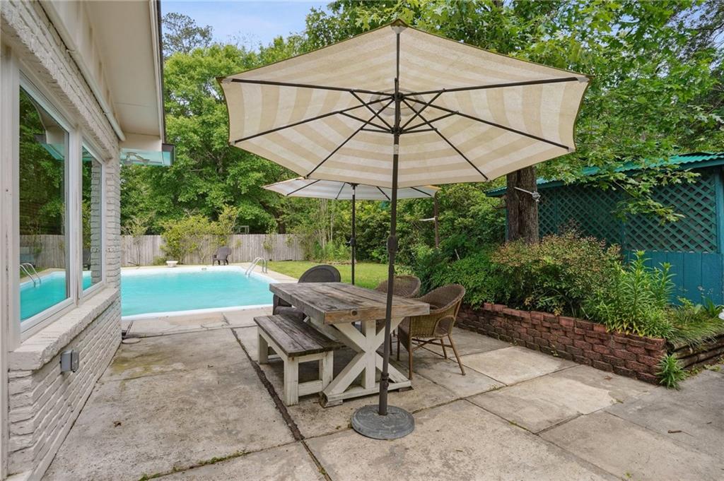 133 CRAPEMYRTLE Road