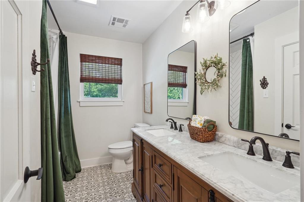 133 CRAPEMYRTLE Road