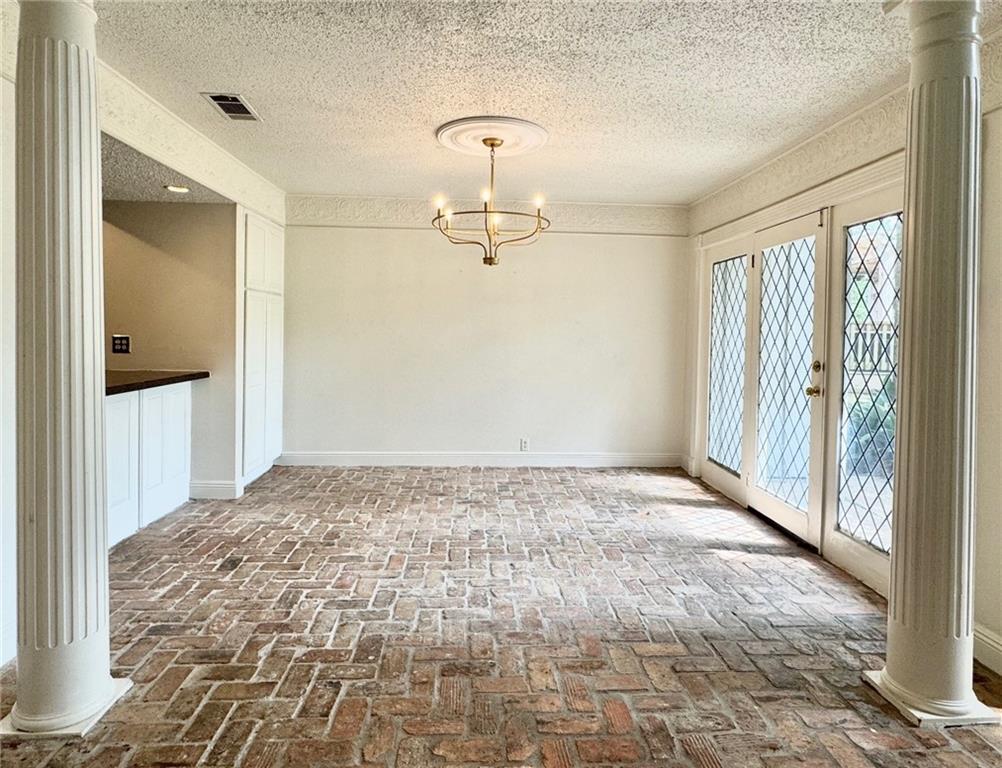 650 N BEAU CHENE Drive #3