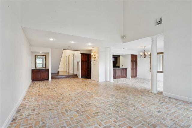 650 N BEAU CHENE Drive #3