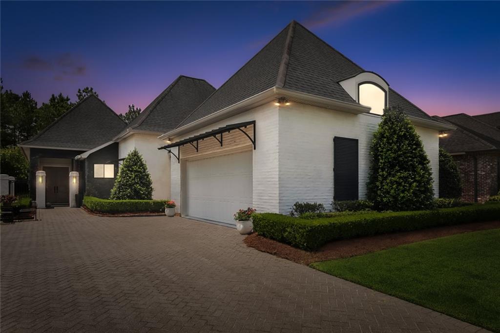 849 S CORNICHE DU LAC Drive