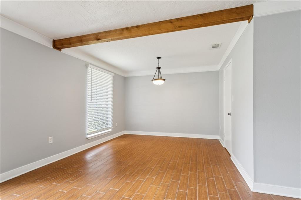 401 WATER OAK Lane