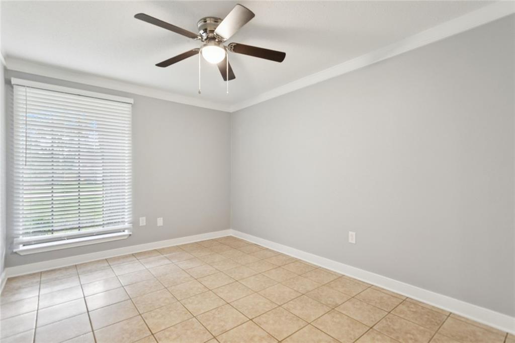 401 WATER OAK Lane