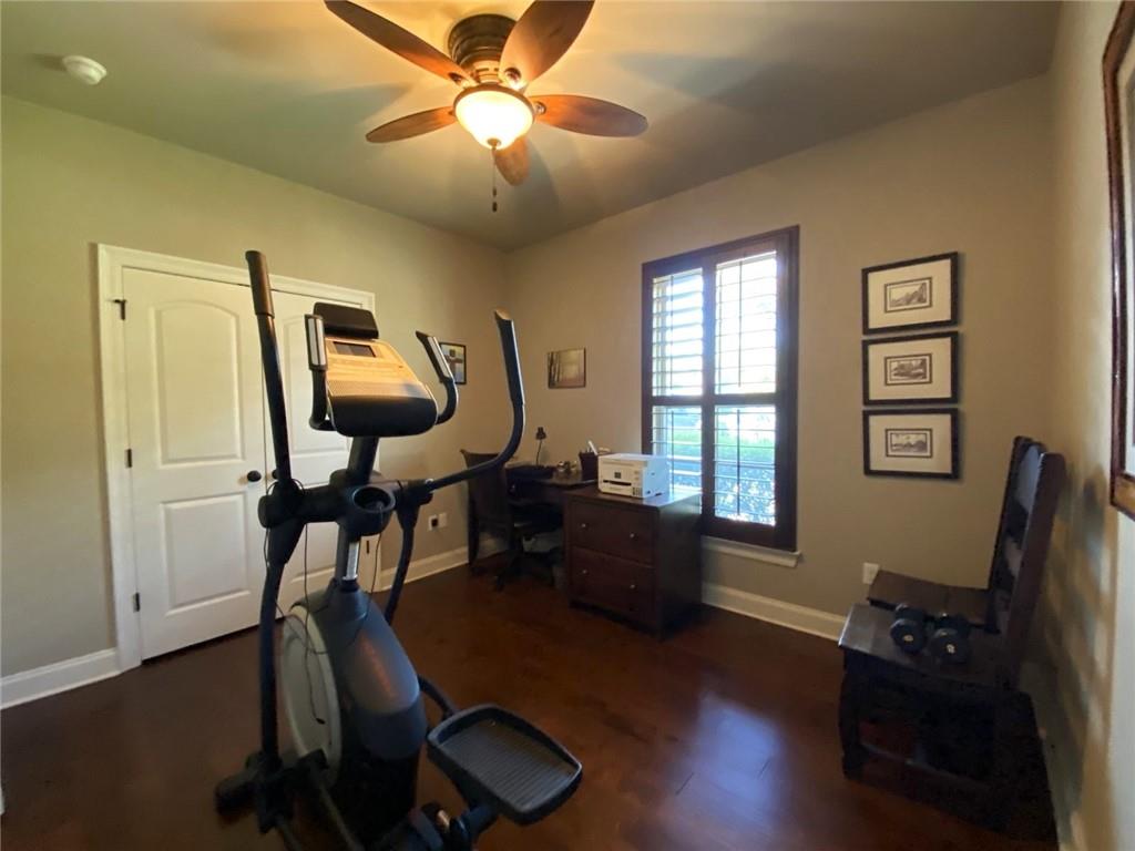 609 ENGLISH OAK Drive