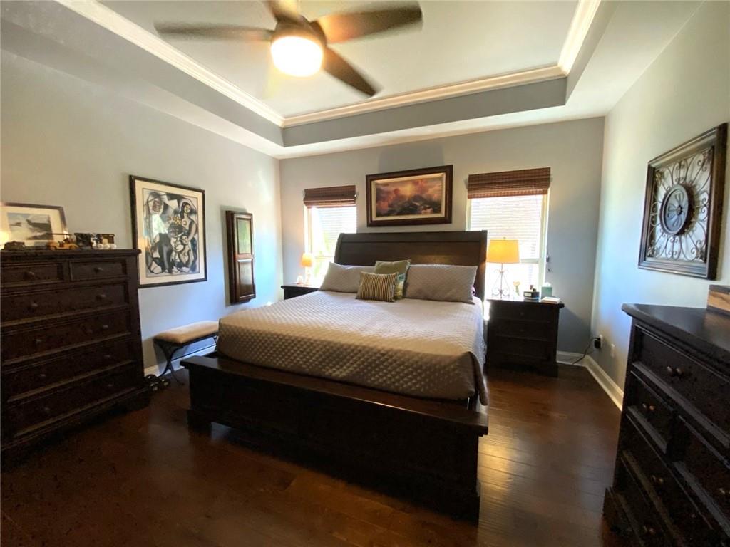609 ENGLISH OAK Drive