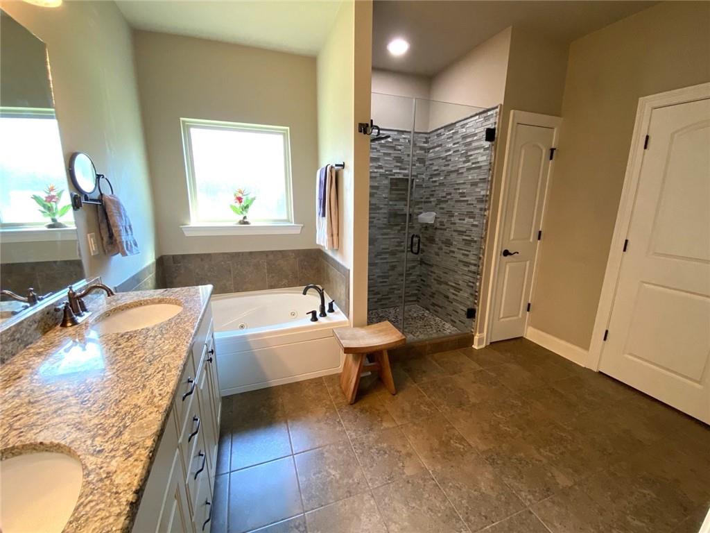 609 ENGLISH OAK Drive