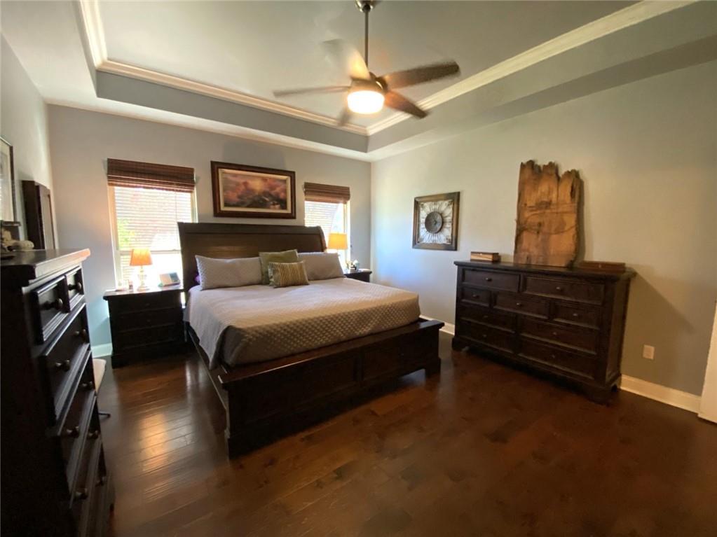 609 ENGLISH OAK Drive
