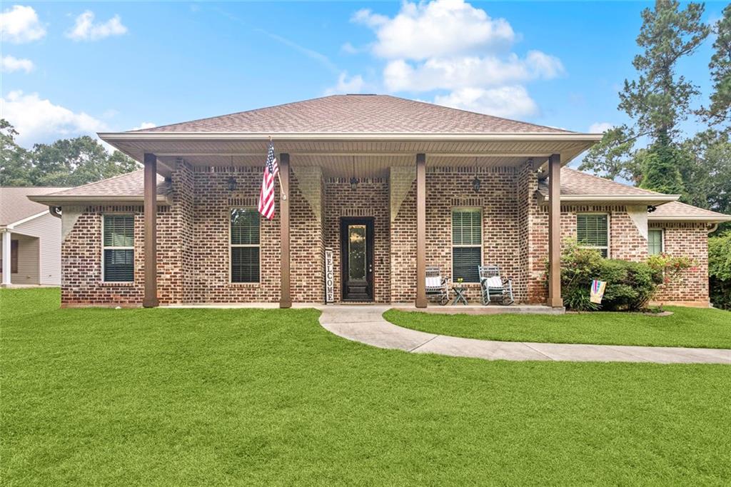 73533 FAIRWAY Drive