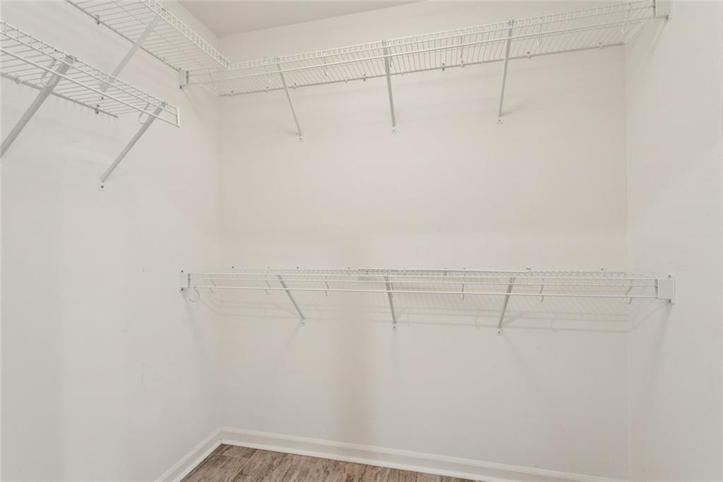 107 BELLE TERRE Boulevard