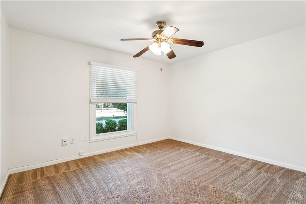 107 BELLE TERRE Boulevard