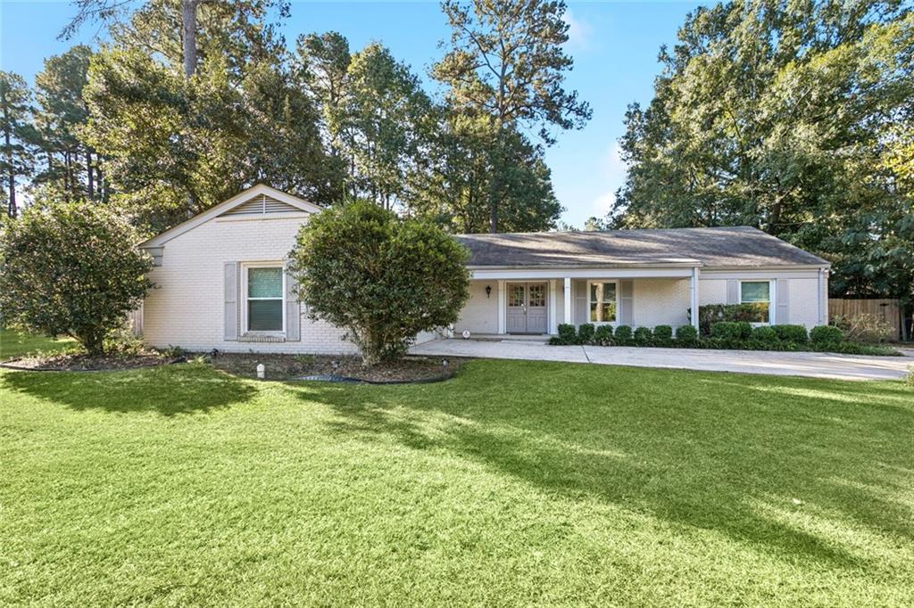 107 BELLE TERRE Boulevard