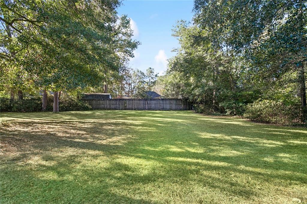 107 BELLE TERRE Boulevard