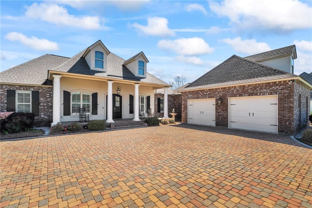 917 GREAT SOUTHERN Drive